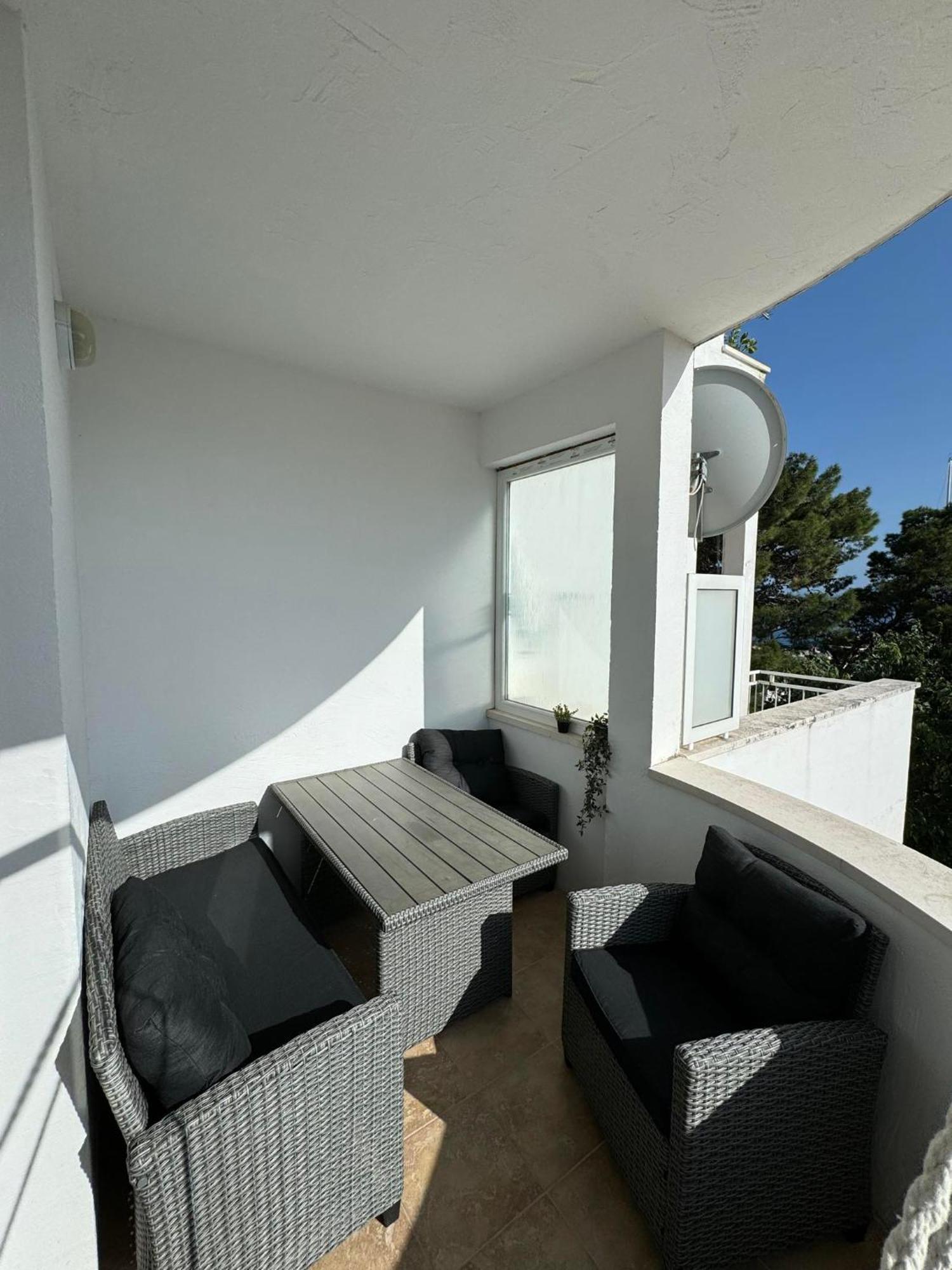 Apartman Vera Brela Bagian luar foto
