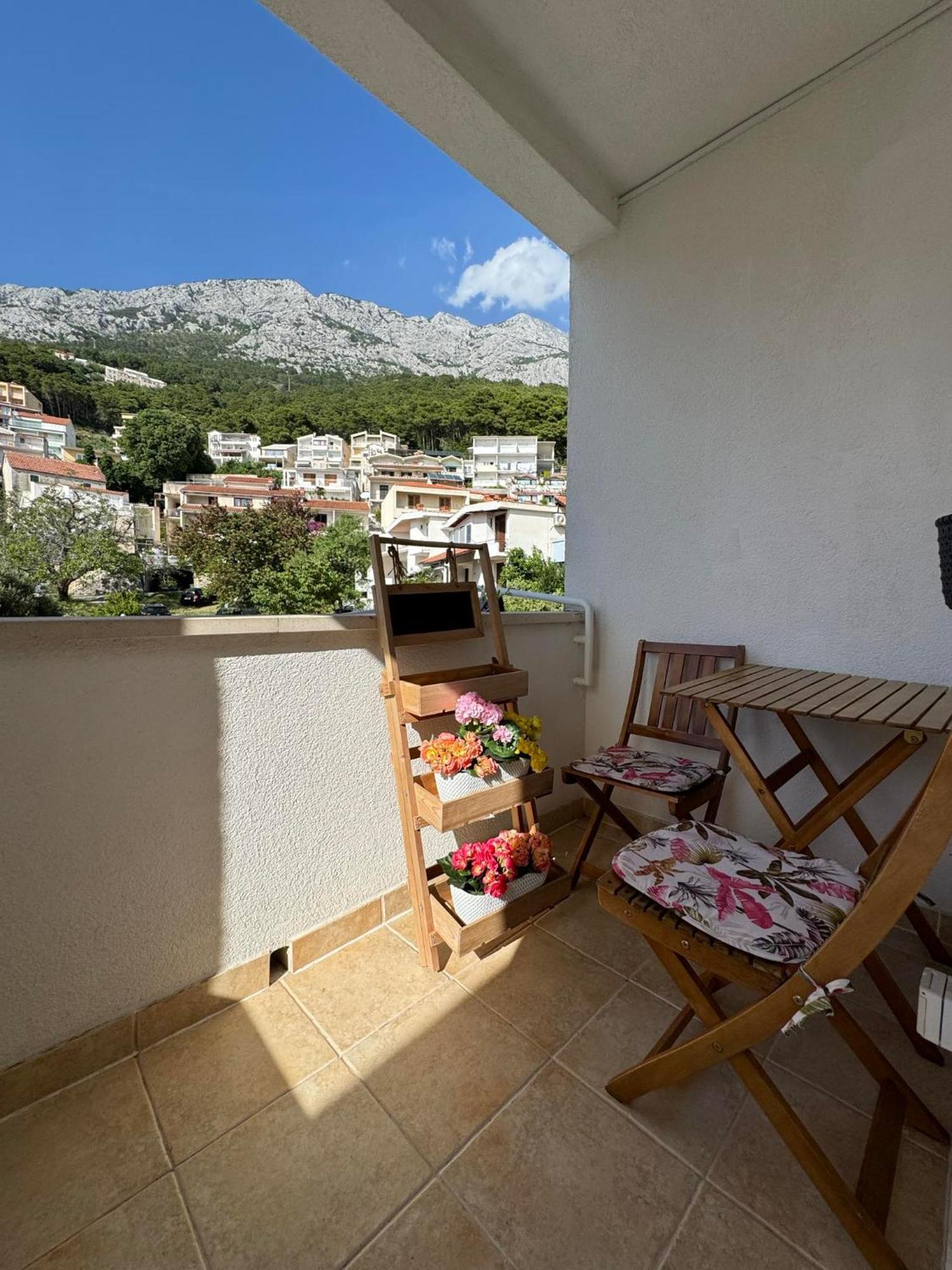 Apartman Vera Brela Bagian luar foto